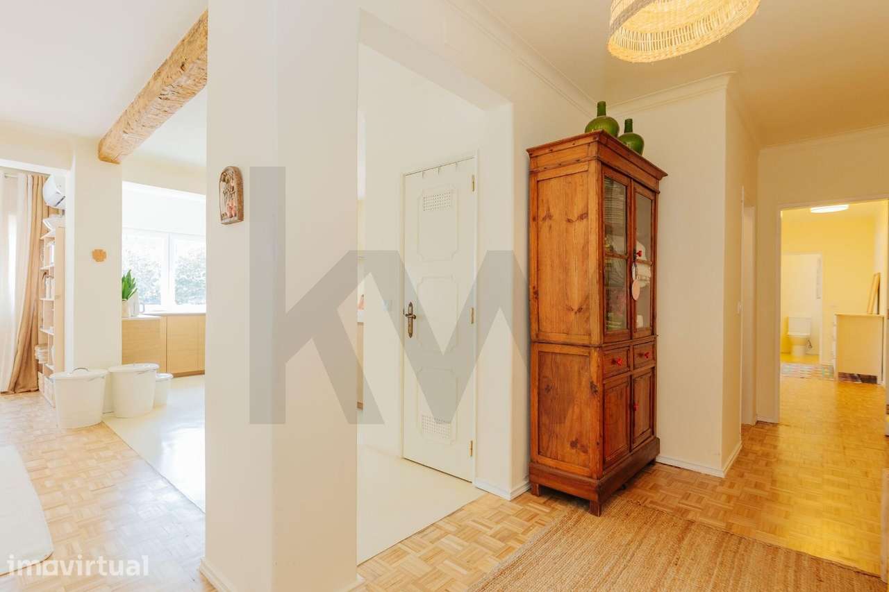 Apartamento Linda-a-Velha, localização Premium em zona tranquila. Exce - Grande imagem: 4/47