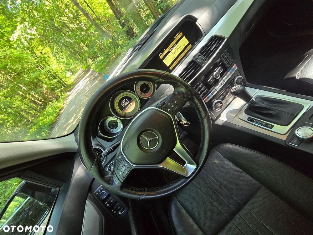 Mercedes-Benz Klasa C 220 CDI DPF Automatik BlueEFFICIENCY Avantgarde - 4