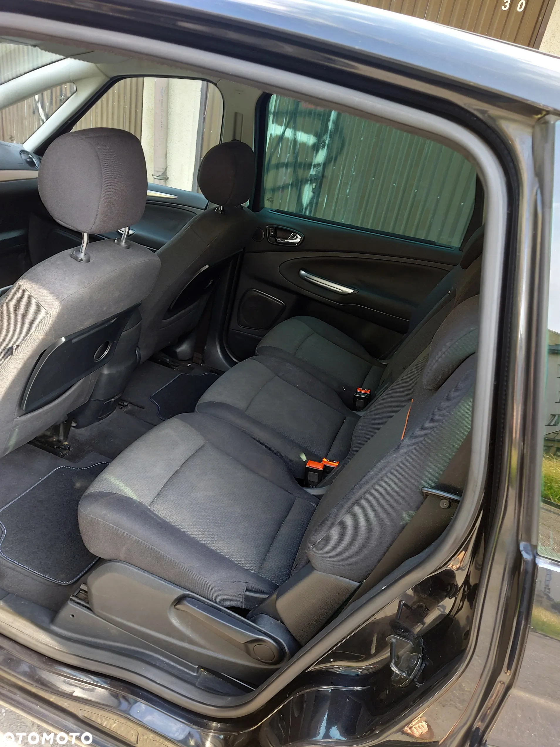 Ford S-Max - 10