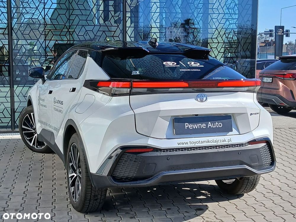 Toyota C-HR - 11