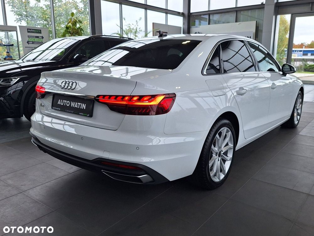 Audi A4 Limousine - 5