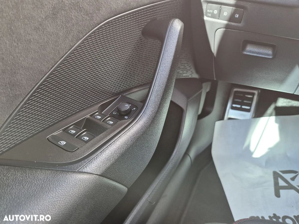 Skoda Octavia Combi 2.0 TDI DSG 4x4 RS - 13