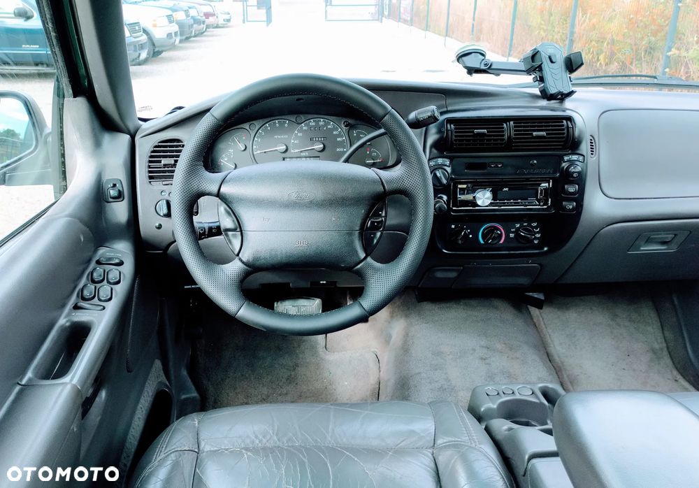 Ford Explorer 4.0 - 9