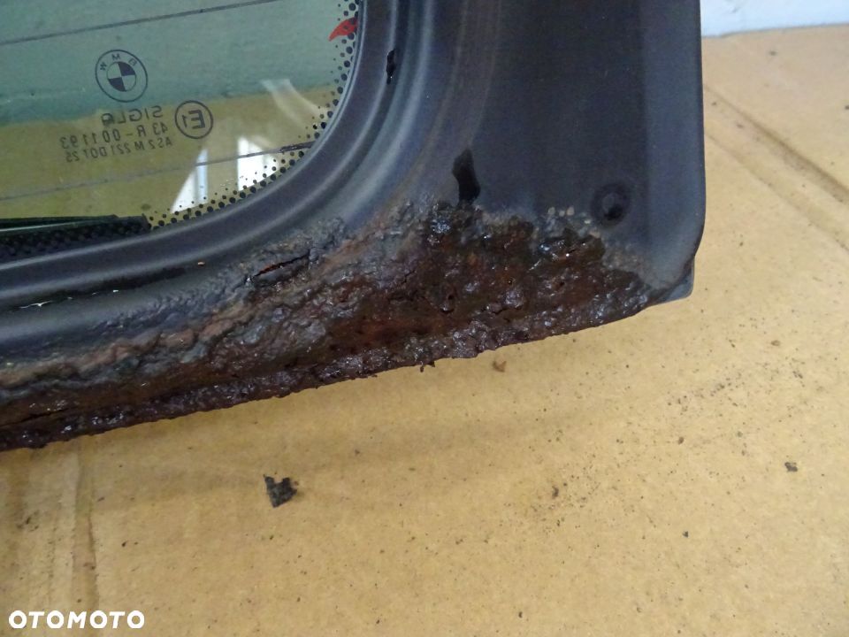 SZYBA KLAPY TYŁ BMW E39 KOMBI 95-00 NR62 - 15