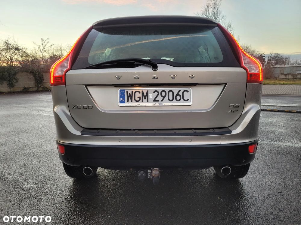 Volvo XC 60 D5 AWD Summum - 5