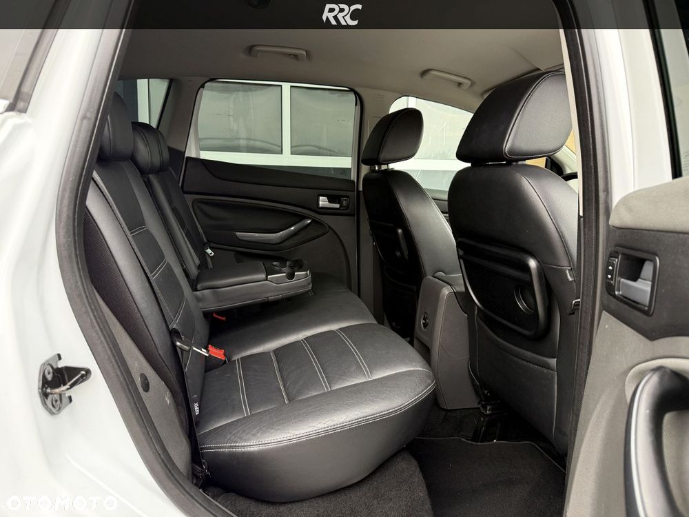 Ford Kuga 2.0 TDCi 4x4 Titanium - 24