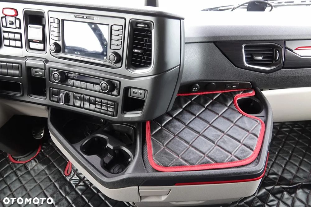 Scania S 530 / V8 / RETARDER   / BOGATE WYPOSAŻENIE / - 30