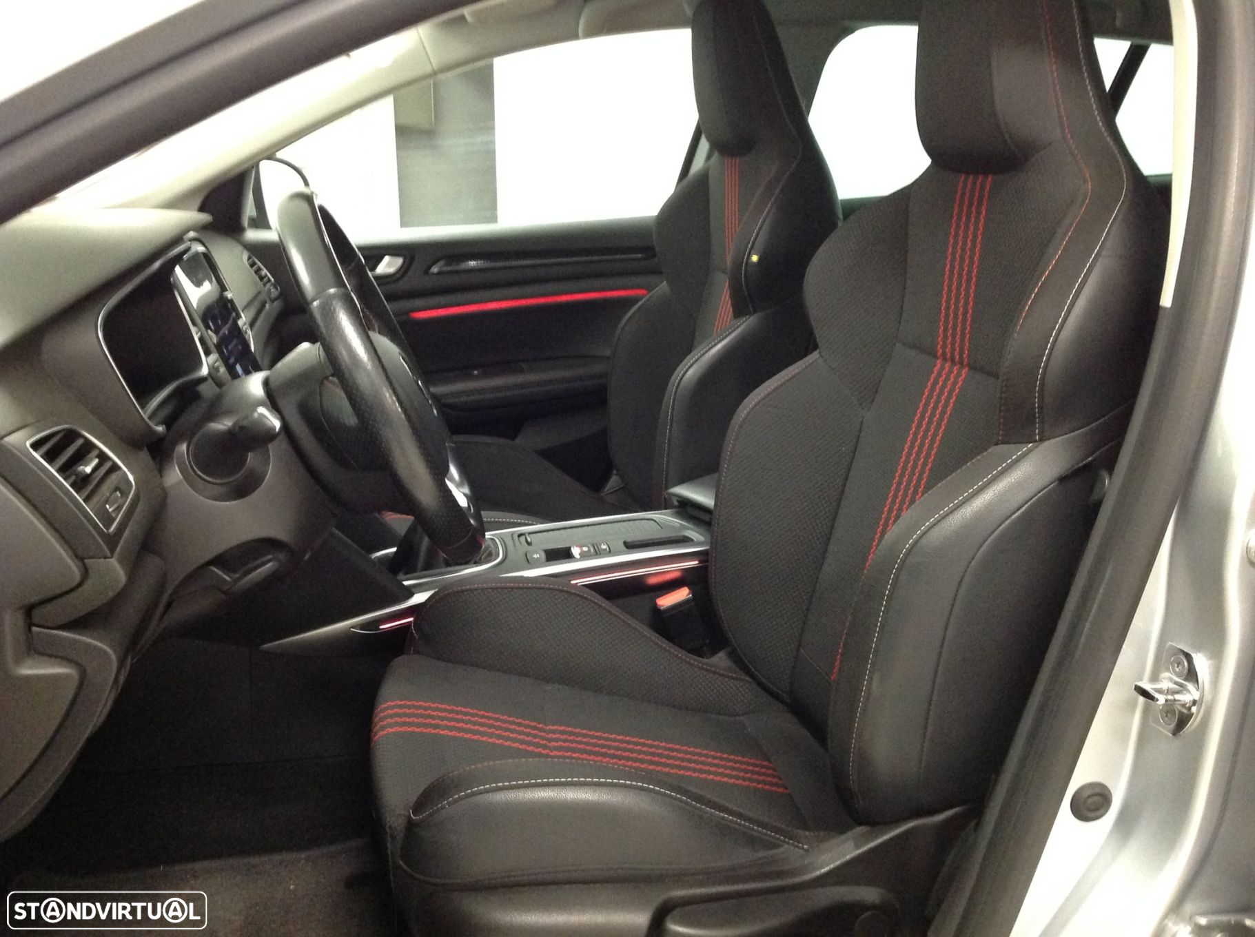 Renault Mégane Sport Tourer 1.5 Blue dCi R.S. Line - 28