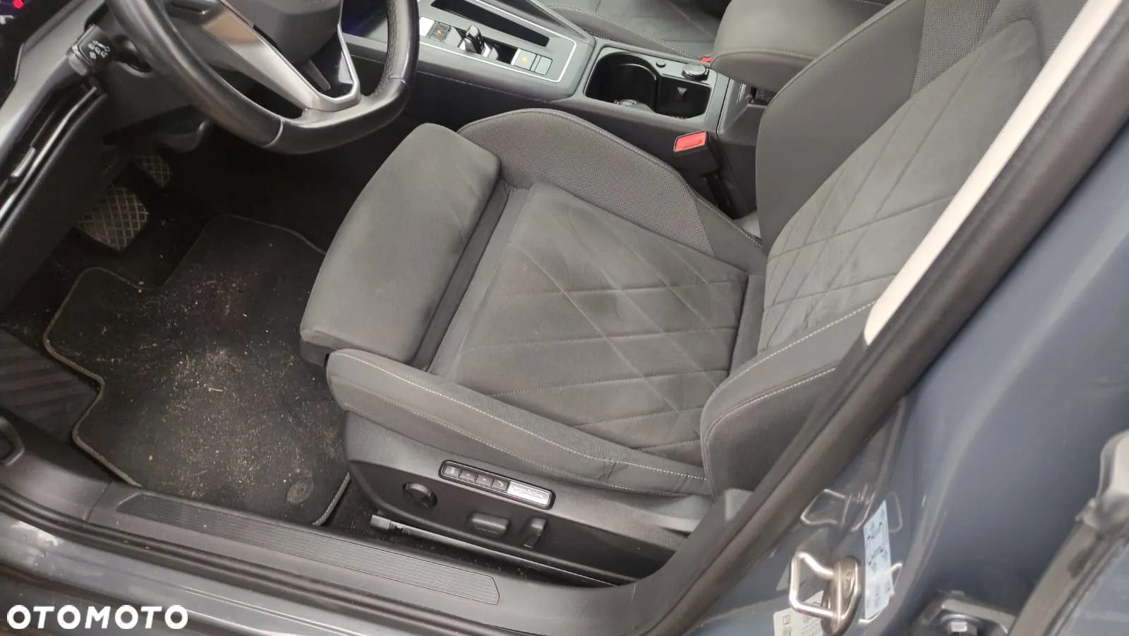 Volkswagen Golf Variant 2.0 TDI SCR DSG Style - 8