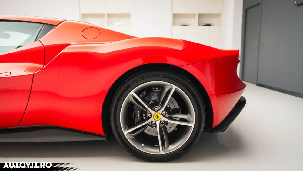 Ferrari 296 GTB - 5