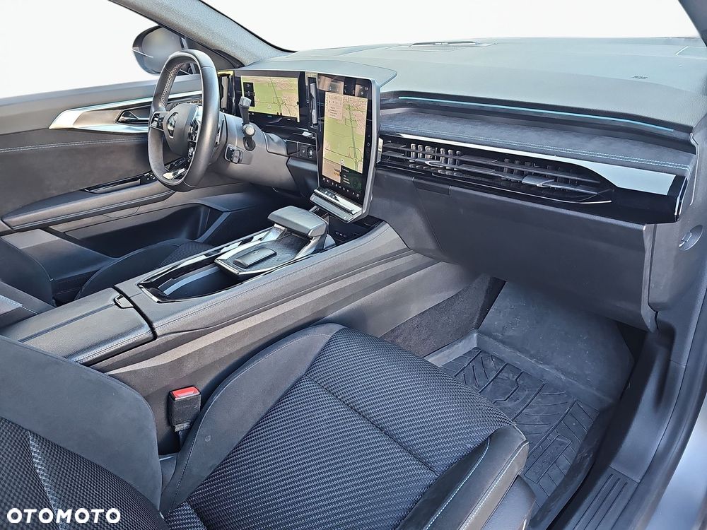 Renault Austral 1.3 TCe mHEV Iconic esprit Alpine - 16