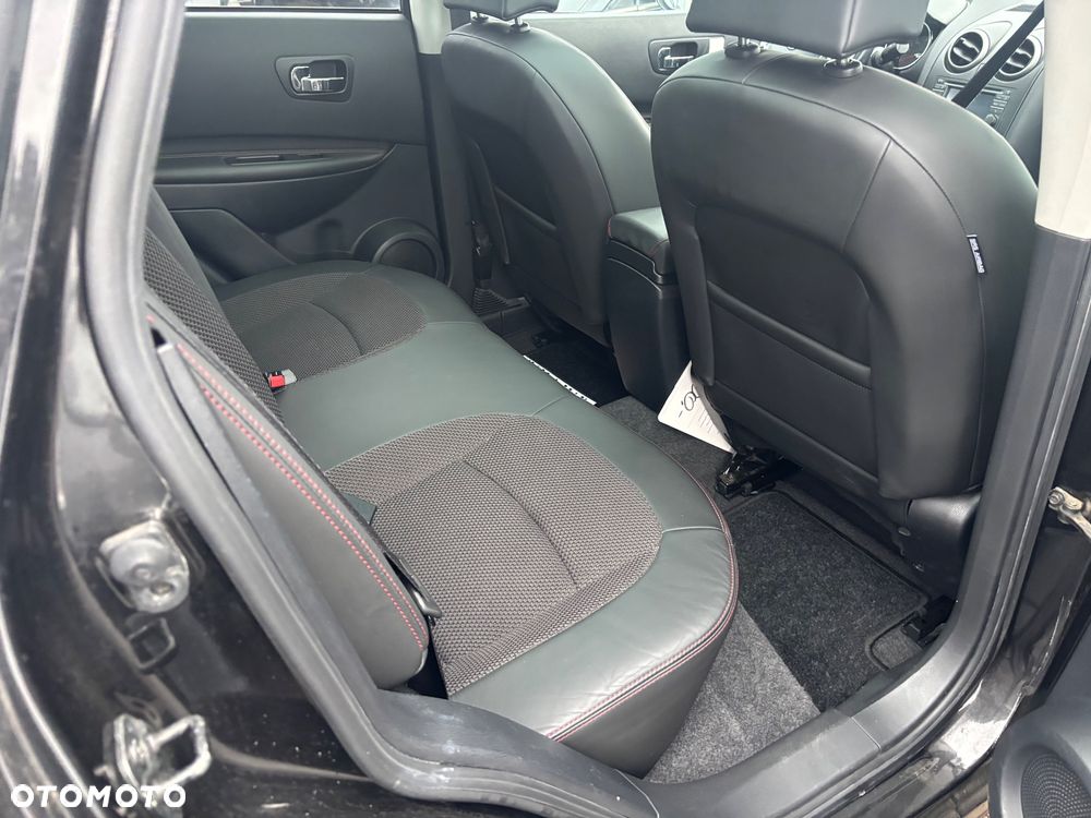 Nissan Qashqai 2.0 dCi 4 x 4 DPF I-Way - 30