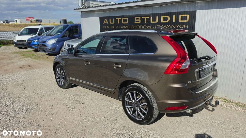 Volvo XC 60 D3 Geartronic Summum - 4