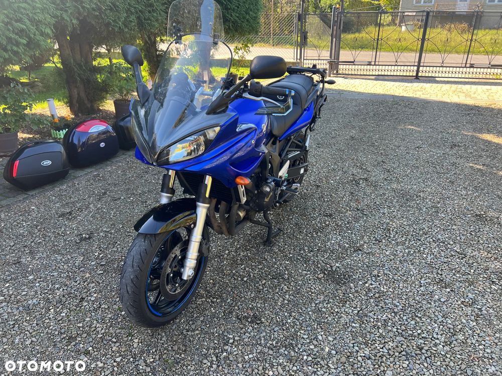 Yamaha FZ6 - 10