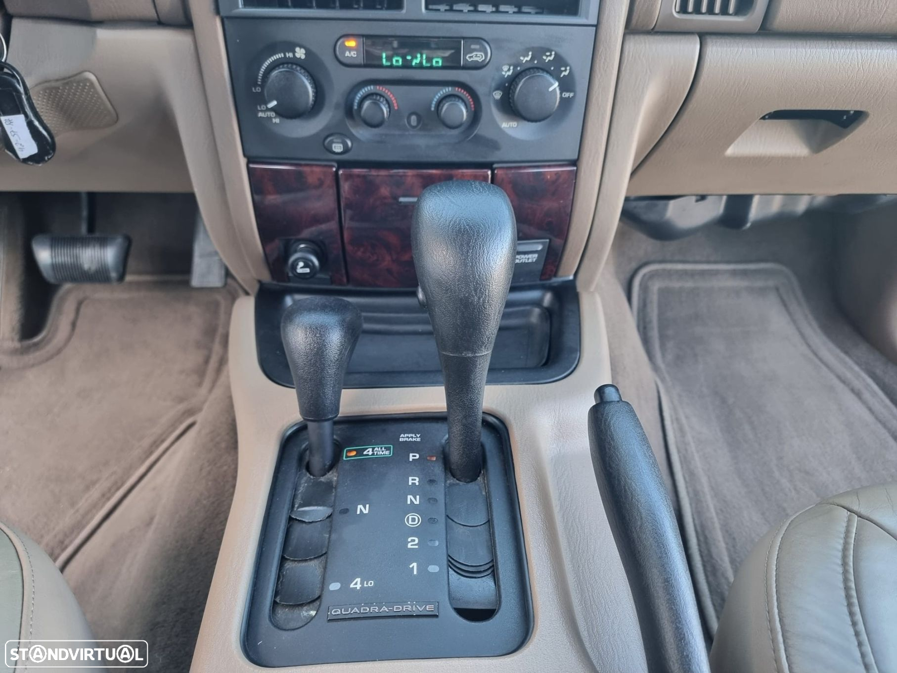 Jeep Grand Cherokee 3.1 TD Laredo - 17