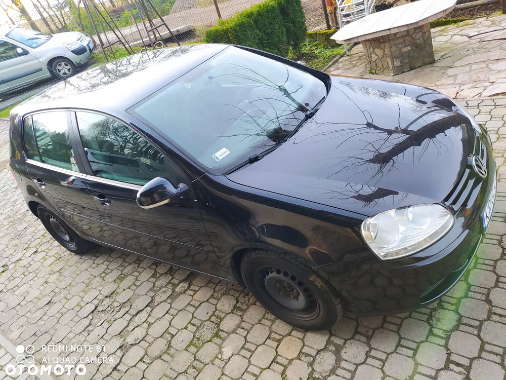 Volkswagen Golf - 1