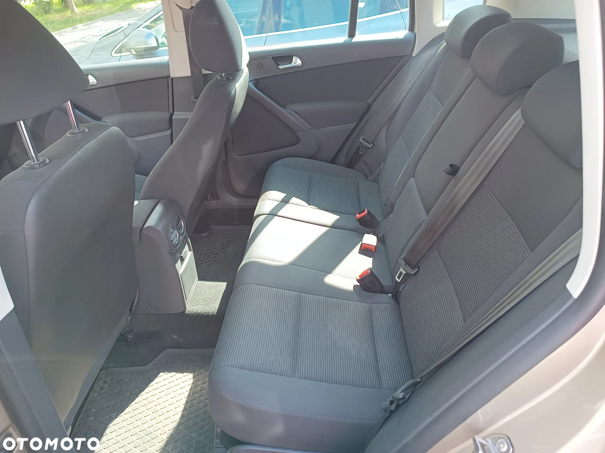 Volkswagen Tiguan 1.4 TSI Trend&Fun - 10
