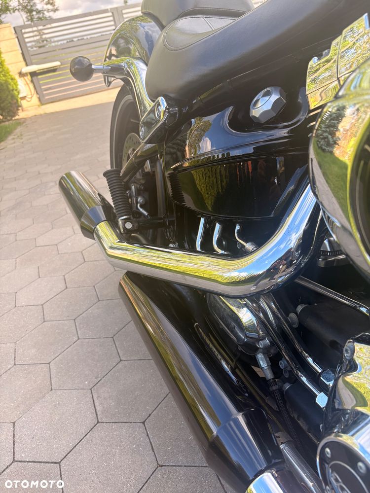 Harley-Davidson FXSB Breakout - 10