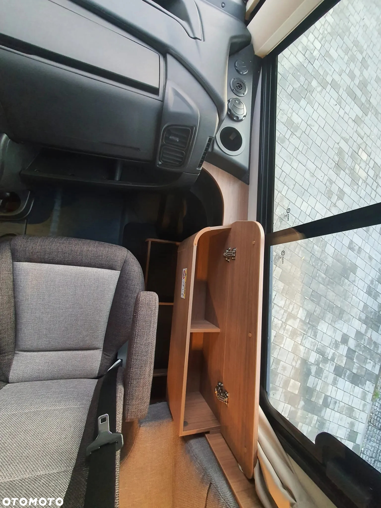 KNAUS LIVE I 650 MEG - 31