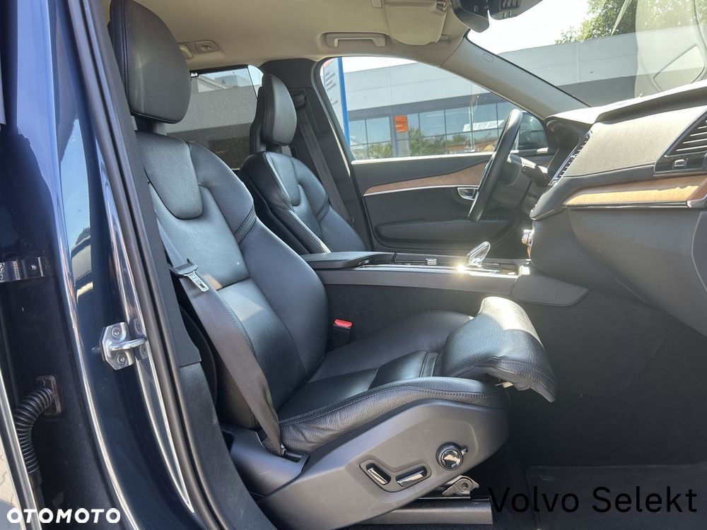 Volvo XC 90 - 27