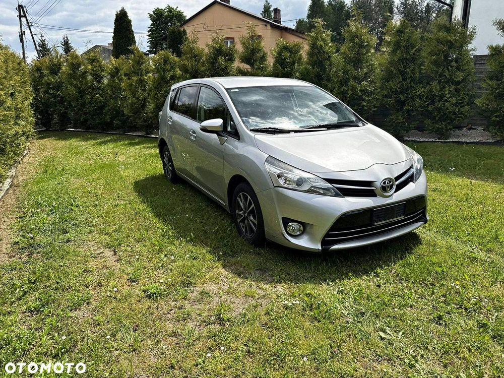 Toyota Verso 1.6 D-4D Premium 7os - 11