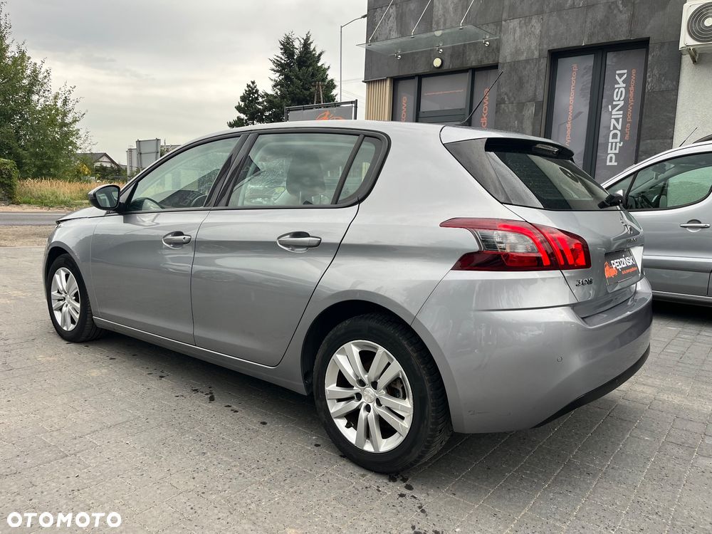 Peugeot 308 - 4