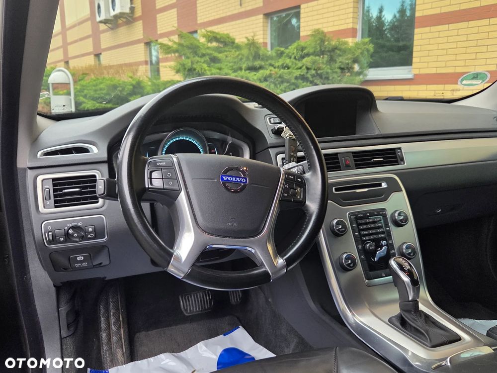 Volvo V70 D4 Geartronic Summum - 26