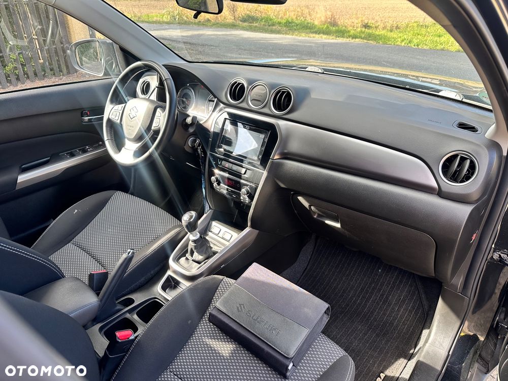 Suzuki Vitara 2022 photo 5