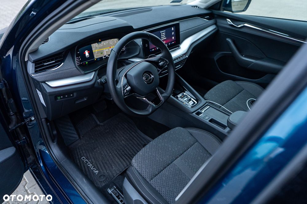 Skoda Octavia 2.0 TSI 4x4 Style DSG - 24