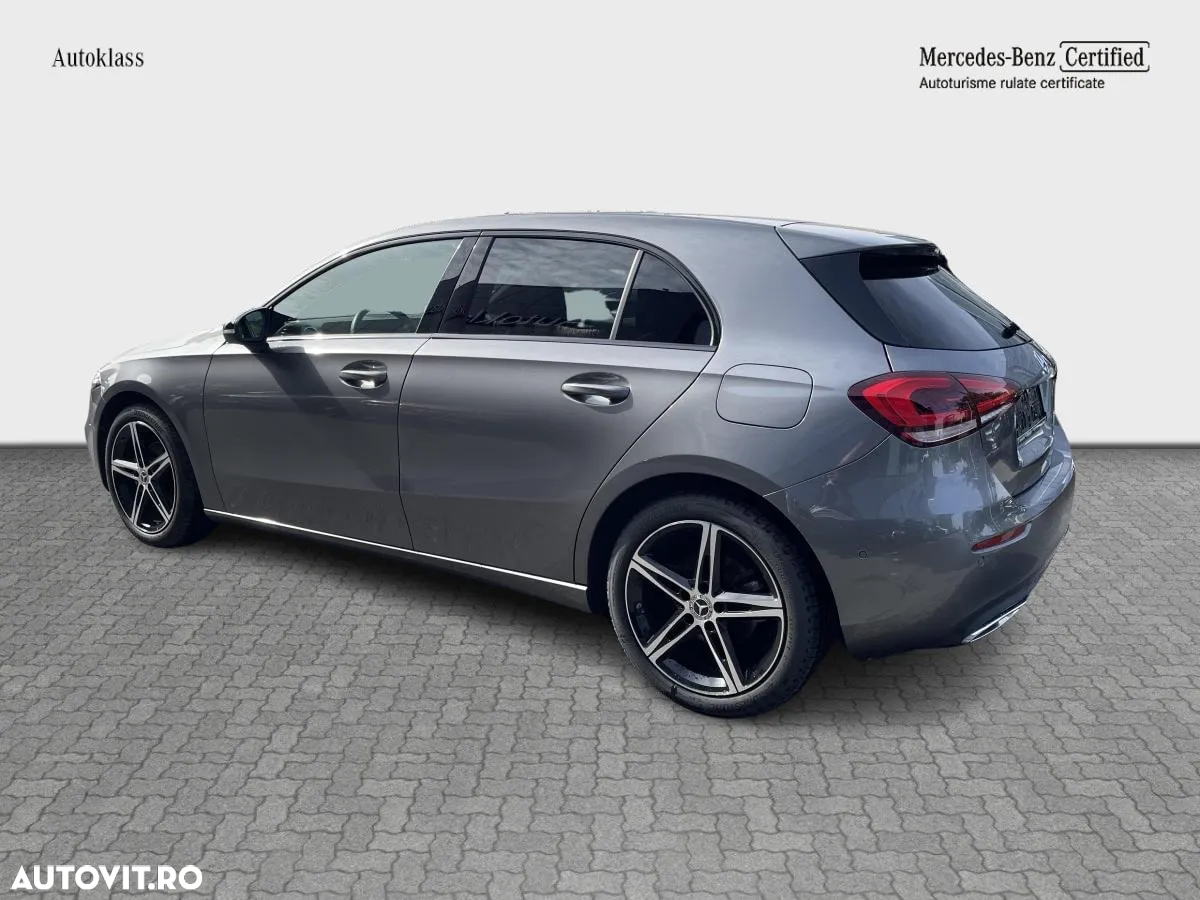 Mercedes-Benz A 180 7G-DCT - 3