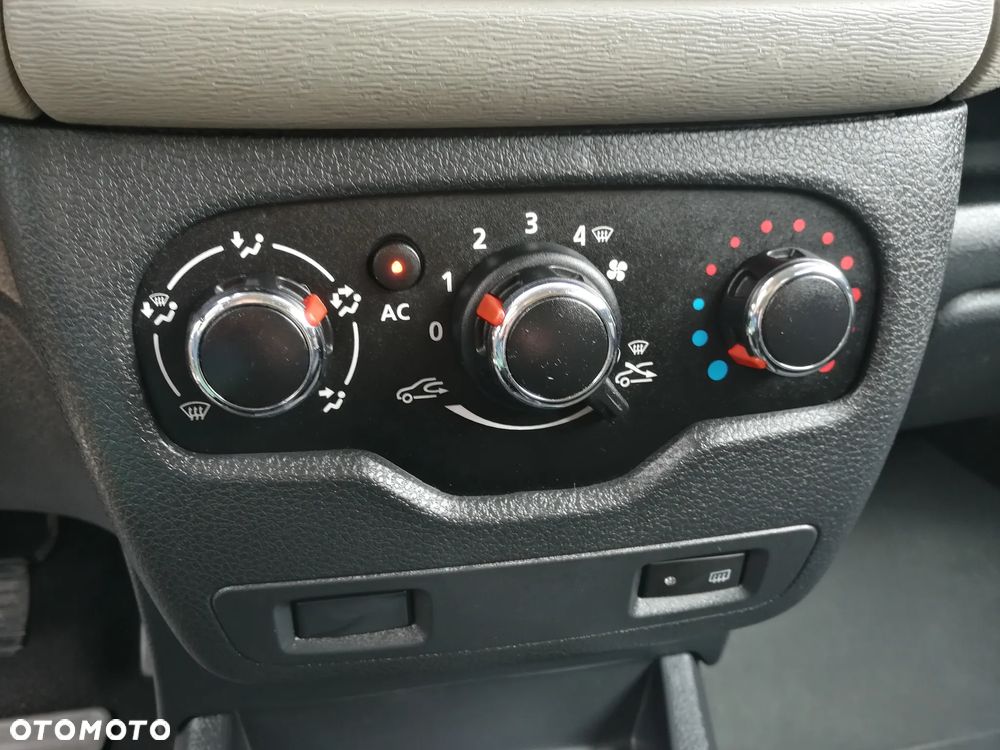 Dacia Dokker TCe 115 Laureate - 16