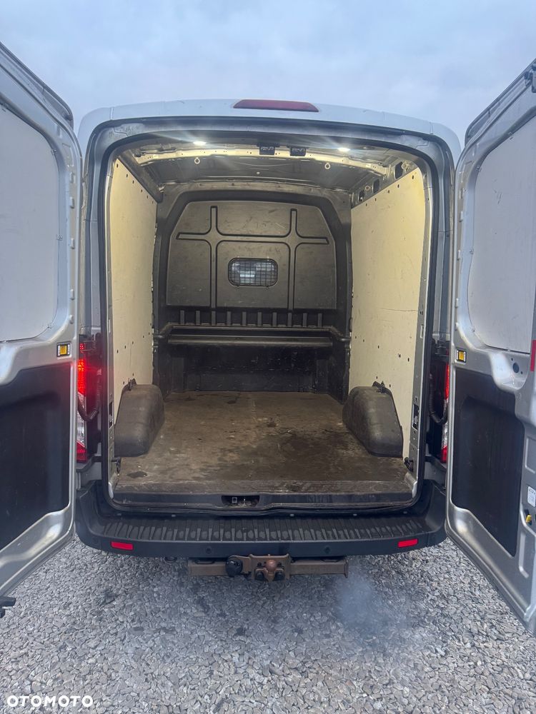 Ford Transit - 16