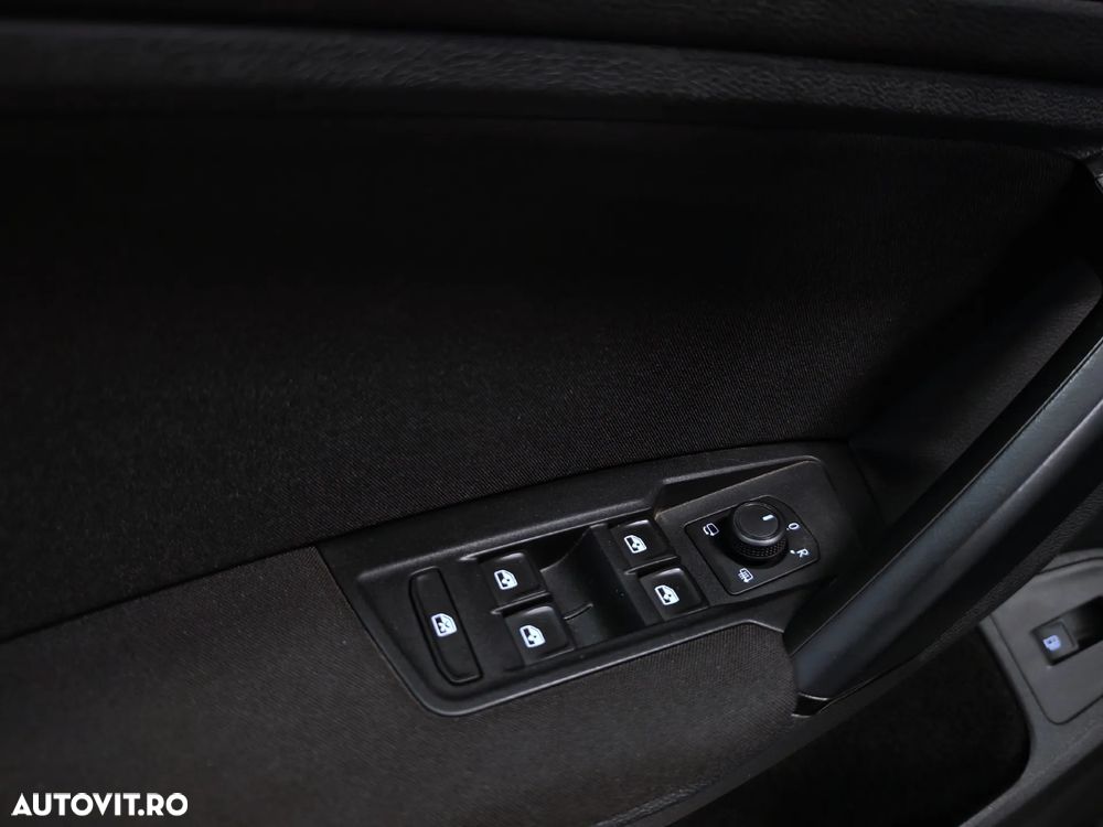 Volkswagen Tiguan 1.4 eHybrid OPF DSG Life - 28