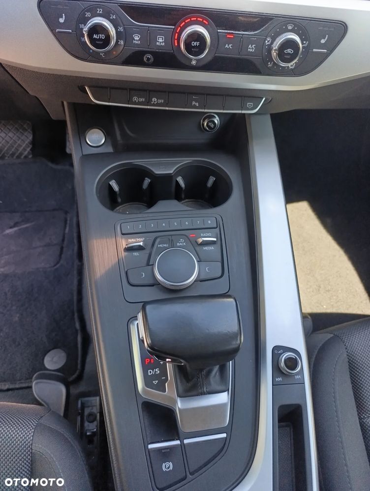 Audi A4 Avant 2.0 TDI S tronic sport - 10