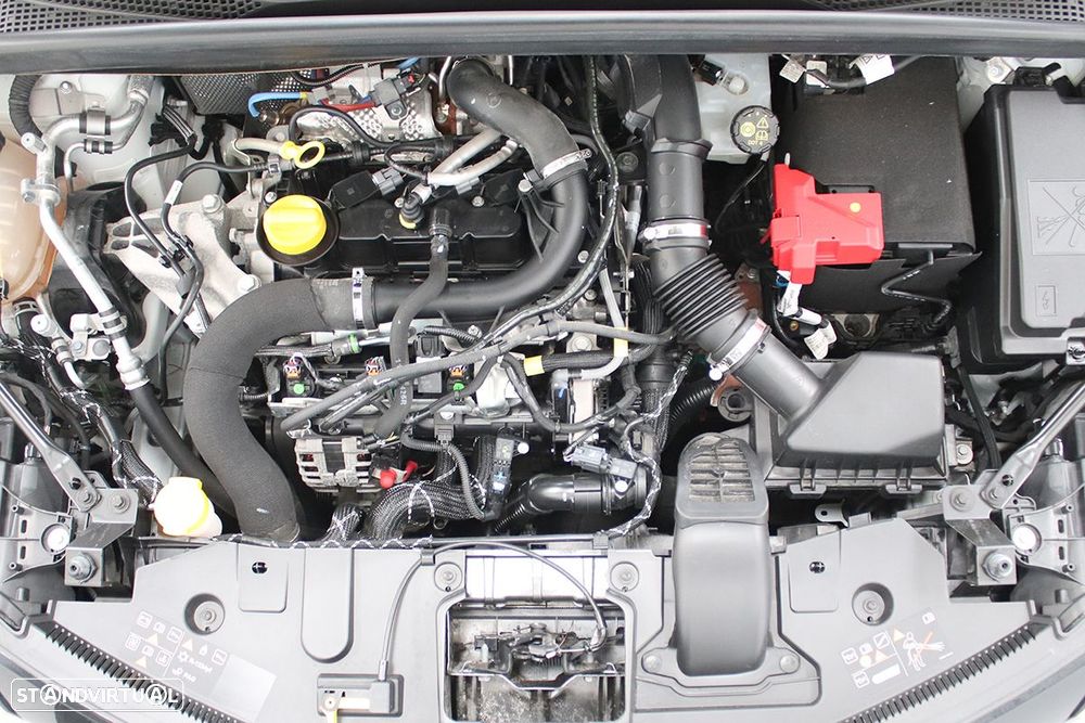 Renault Captur 1.0 TCe Techno Bi-Fuel - 26