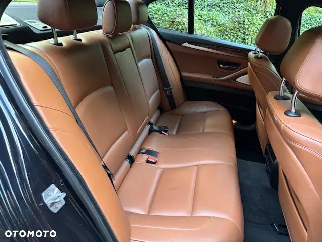 BMW Seria 5 535d xDrive - 5