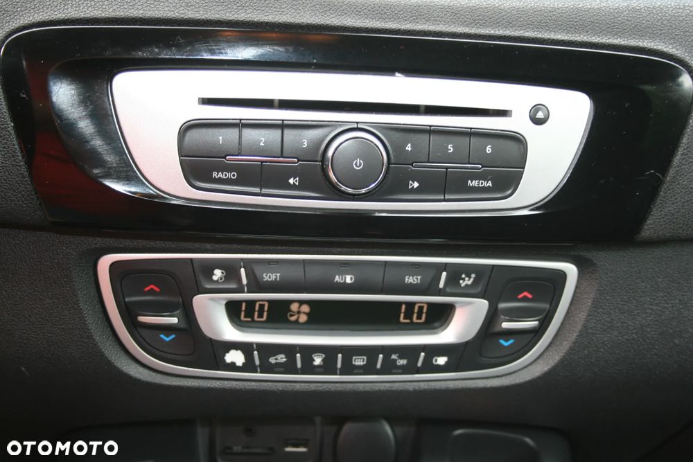 Renault Scenic 1.5 dCi Energy Bose EU6 - 15