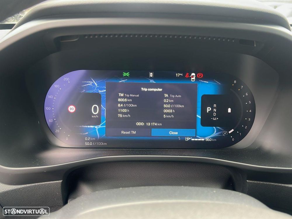 Volvo XC 40 2.0 B3 Plus Dark - 12