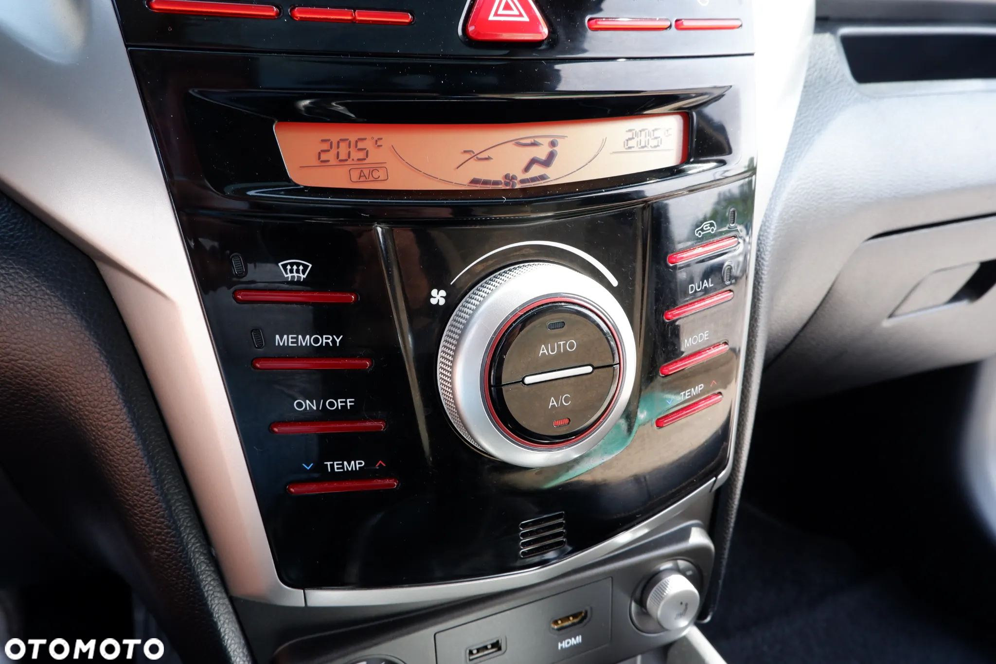 SsangYong/KGM Tivoli e-XDi 160 2WD Sapphire - 22
