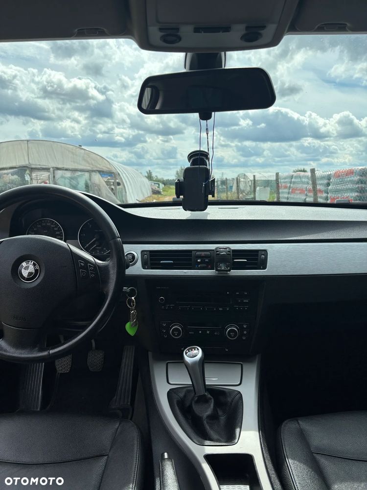 BMW Seria 3 - 18