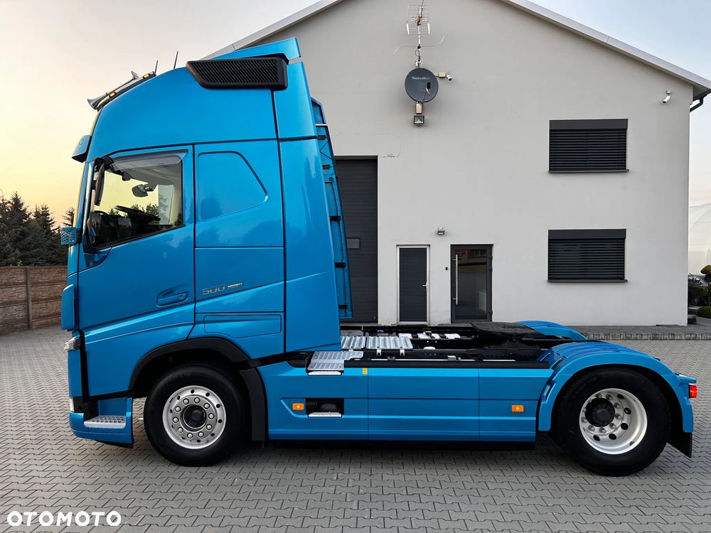 Volvo FH 500/Euro6/1 turbina /IDEALNY/ Nowe sprzęgło/Metalik/ Salon PL / Halogeny/Alufelgi //Klima Postojowa// 4 poduszki tył - 5