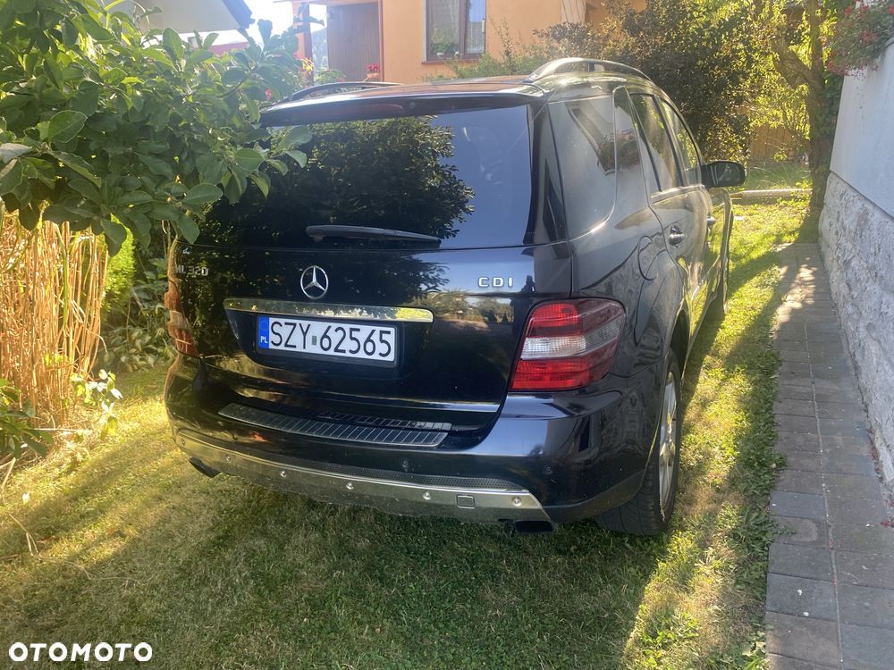 Mercedes-Benz ML - 2