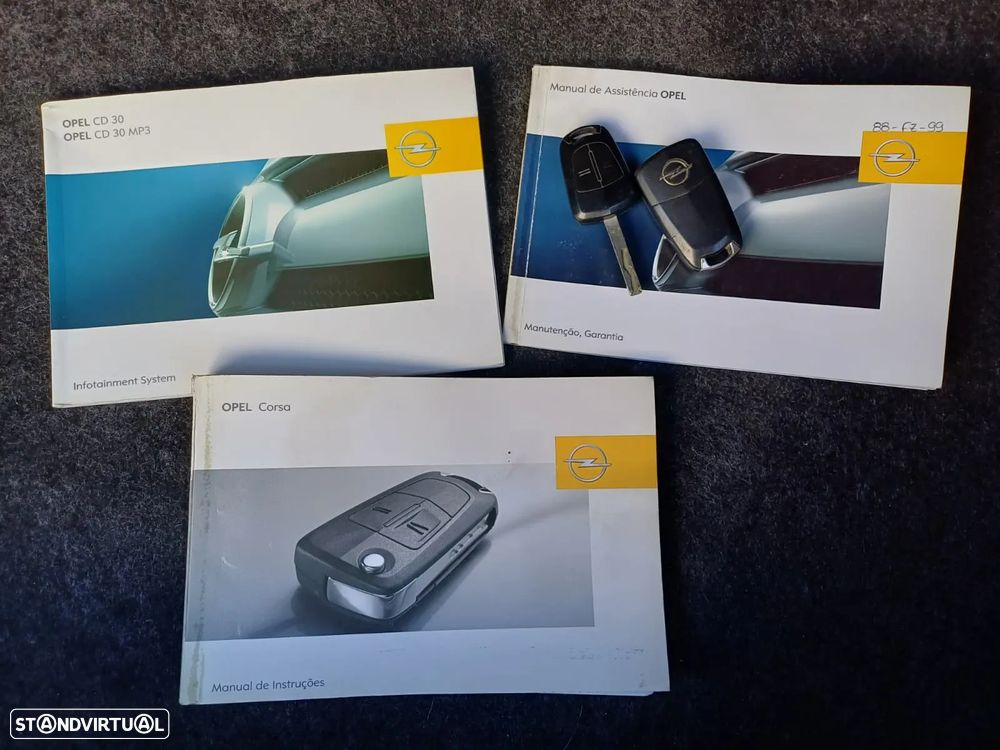 Opel Corsa 1.2 Enjoy - 43