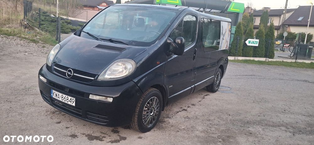 Opel Vivaro - 8