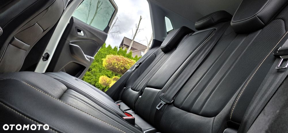 Opel Grandland X 1.2 T GPF Ultimate S&S - 10