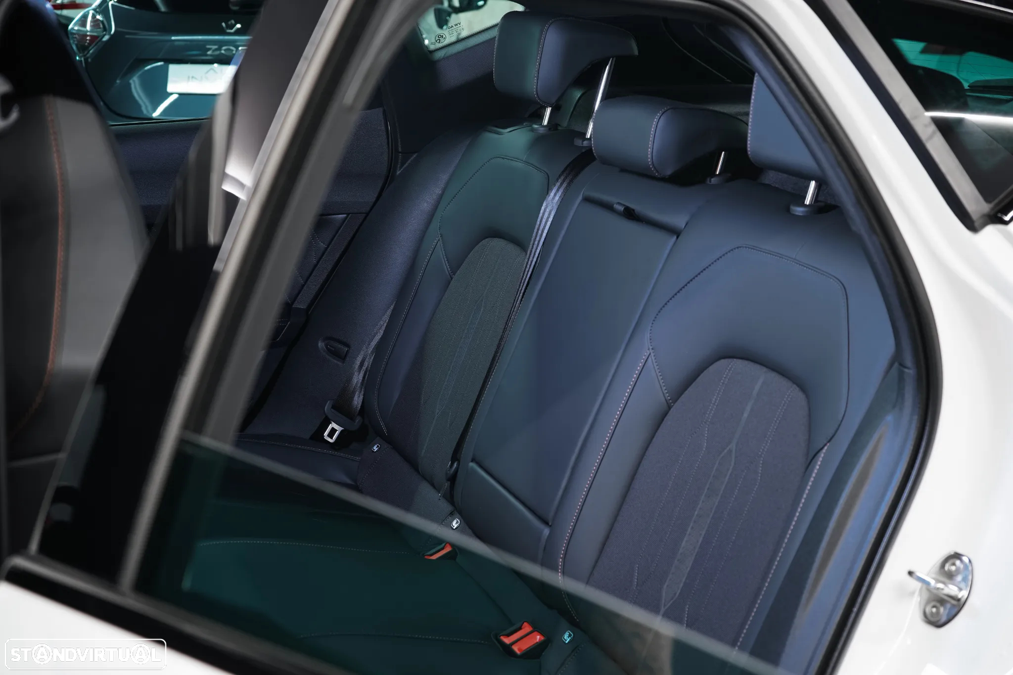 Cupra Formentor 1.4 e-Hybrid DSG VZ - 26