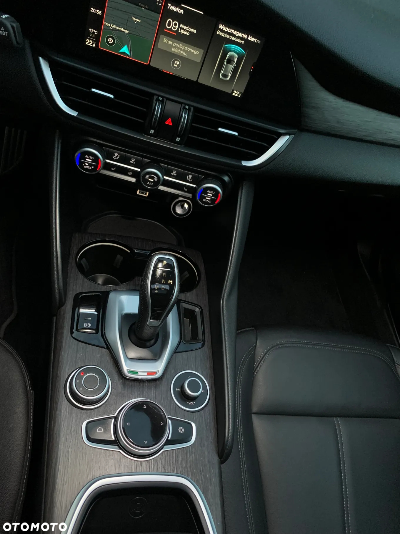Alfa Romeo Giulia - 16
