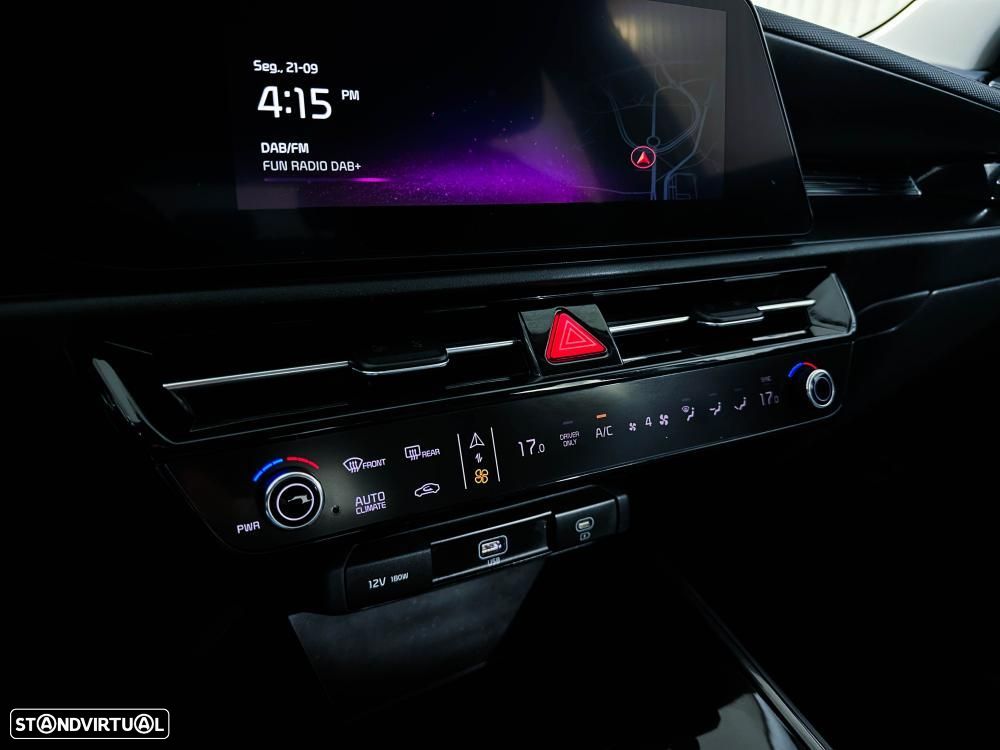 Kia Niro EV 64kWh Drive - 46