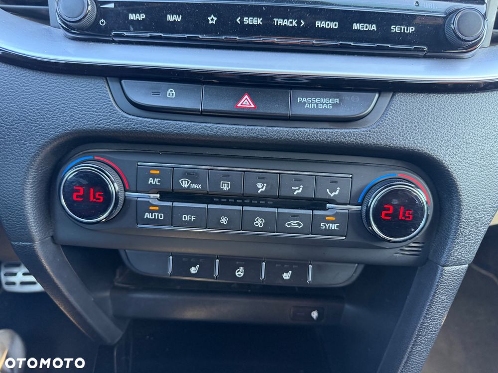 Kia ProCeed 1.4 T-GDI DCT7 OPF GT LINE - 17