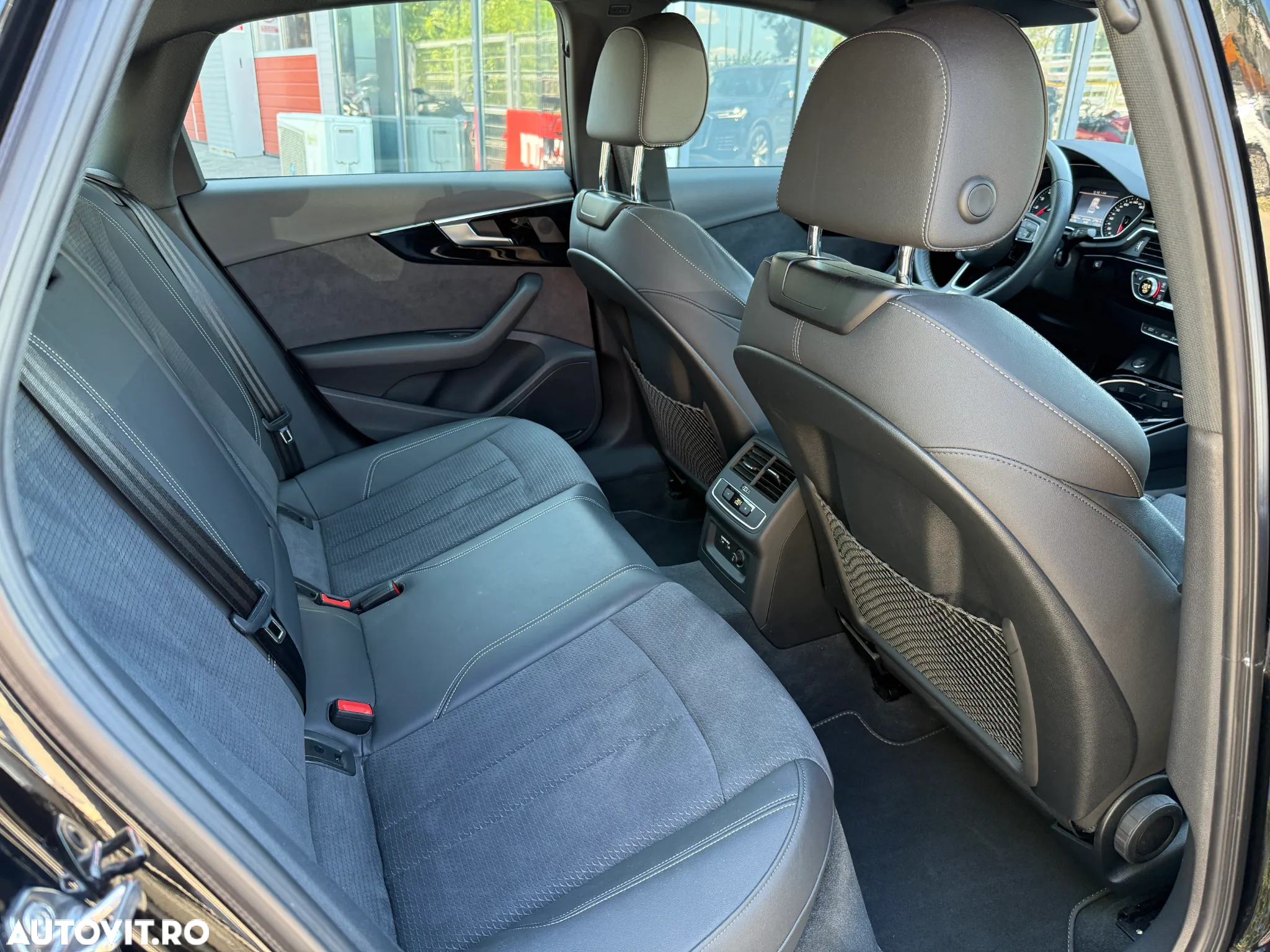 Audi A4 35 TFSI S tronic MHEV S Line - 10